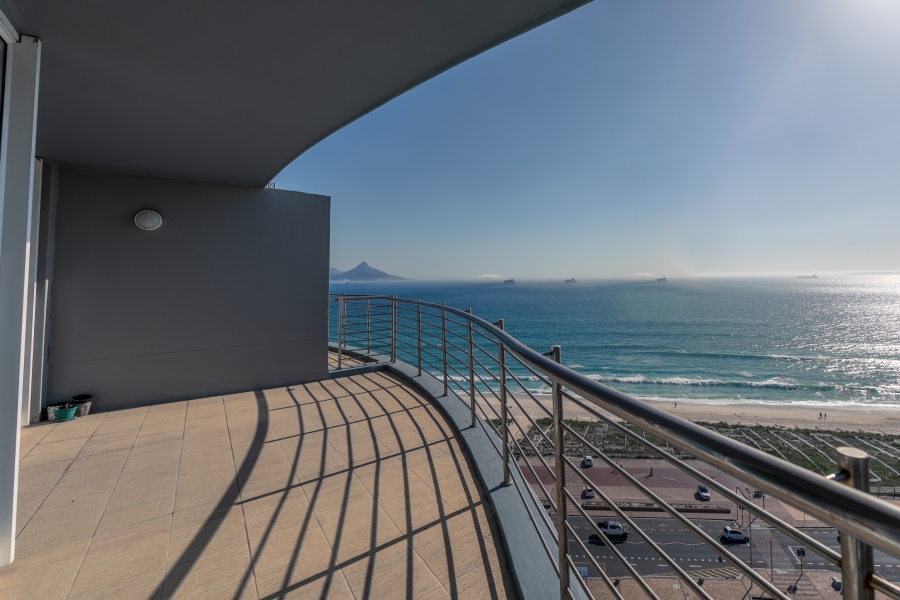 3 Bedroom Property for Sale in Waves Edge Western Cape